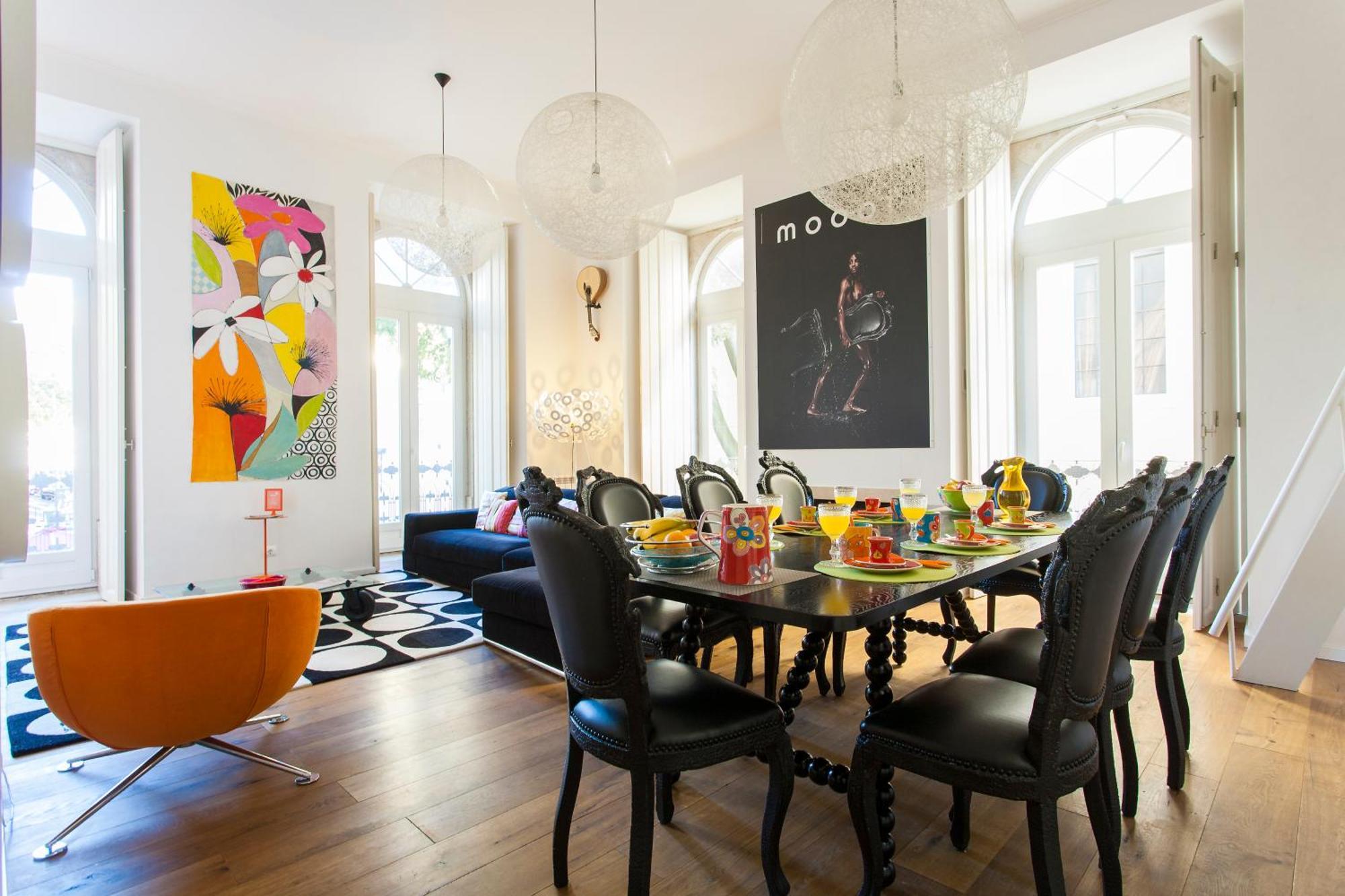 Joivy Stunning Design In Chiado Apartment Lisbon
