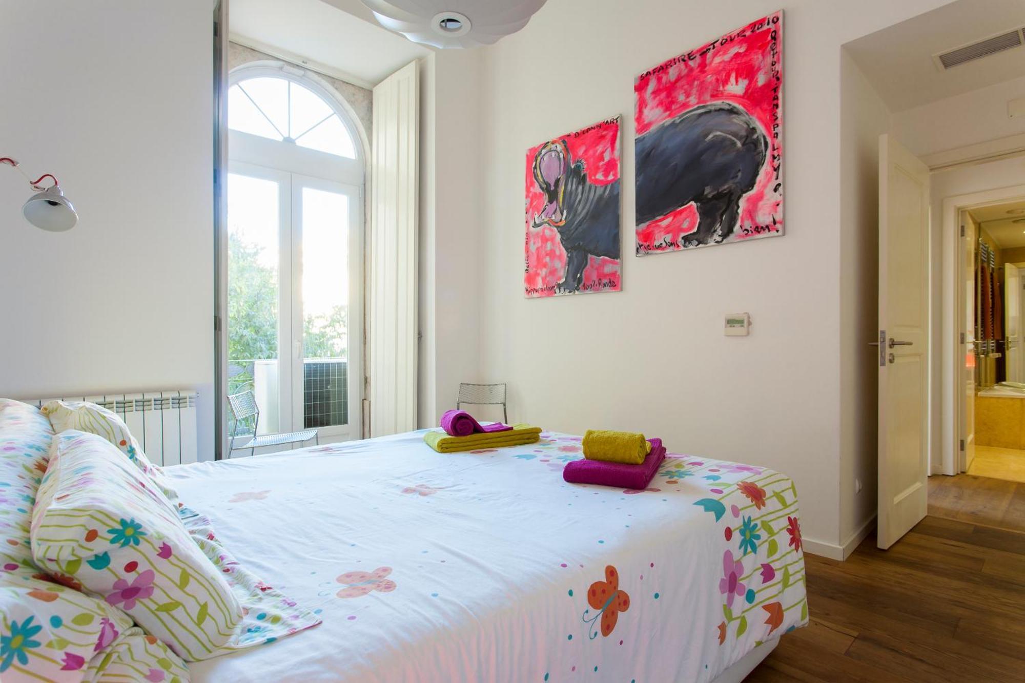 Joivy Stunning Design In Chiado Lisbon