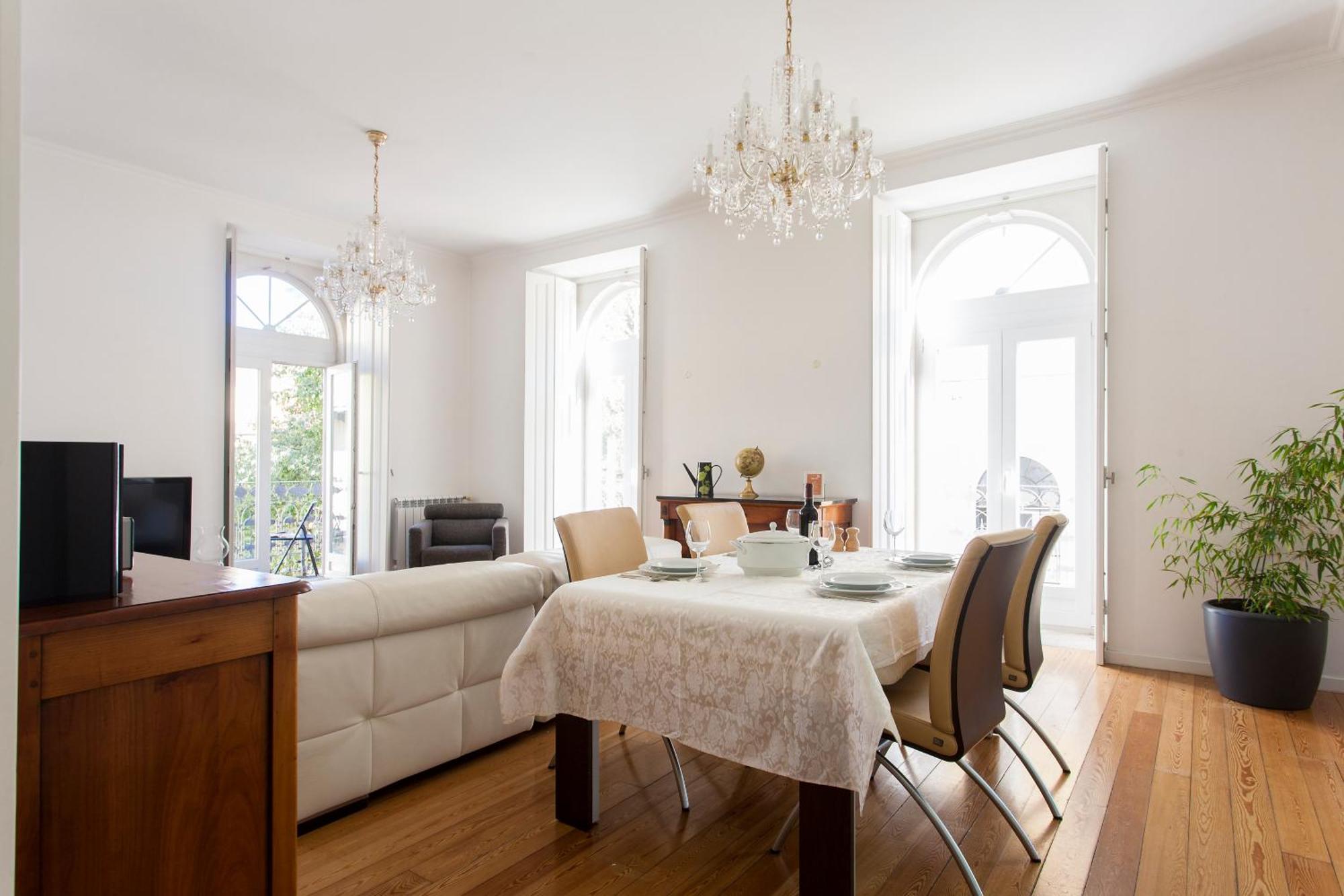 Apartment Joivy Stunning Design In Chiado *